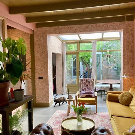 Holiday home Cosy Real Dutch Family House Anno 1910