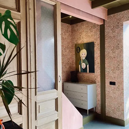 Holiday home Cosy Real Dutch Family House Anno 1910 Alkmaar